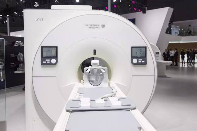 联影@cmef | "史上最强pet-ct"与一众"世界首创"同台飙戏,你站哪一边?