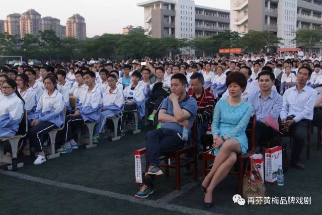 热点丨再芬黄梅:满园桃李秀 宜城黄梅香