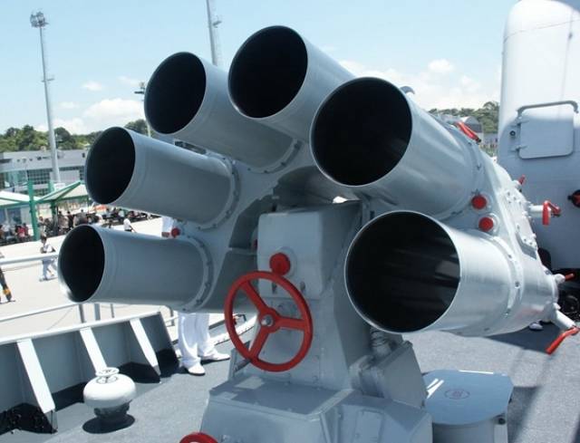 海军装备之—反潜火箭