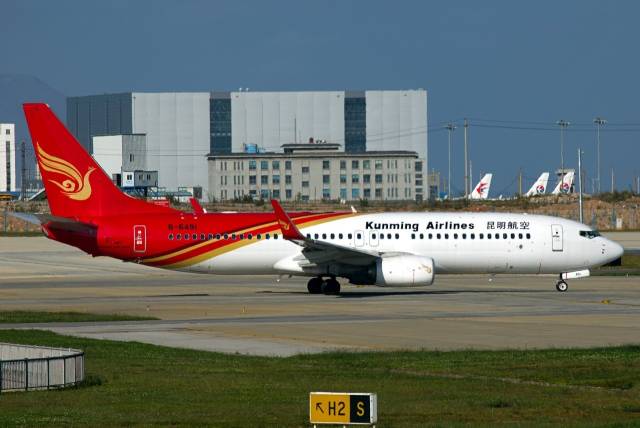 87架波音b737系列 至于深圳航空的儿子—— 昆明航空算不算?