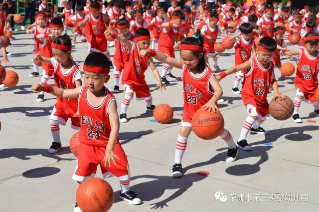 宣传月】家长心声——炫酷篮球宝贝成长记～第三实验幼儿园"活力篮球