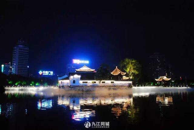 九江两湖夜景在朋友圈刷屏了,如天上人间瑶池仙境!