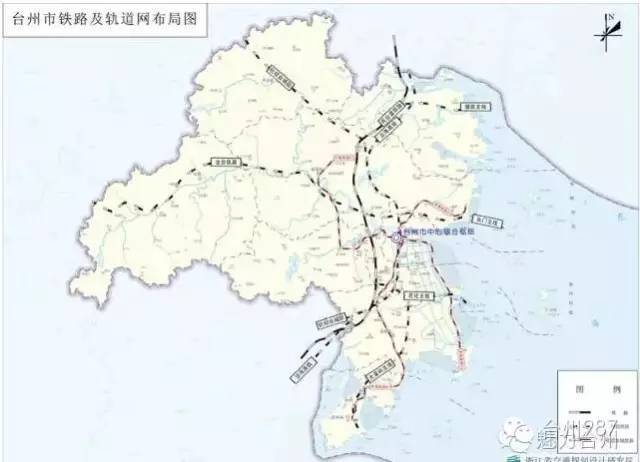 高速路网方面,建成沿海高速公路,杭绍台高速公路一期,台州高速东延