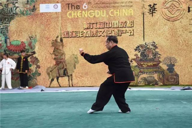 雄县鹰爪翻子拳亮相第六届中国成都国际非物质文化遗产节