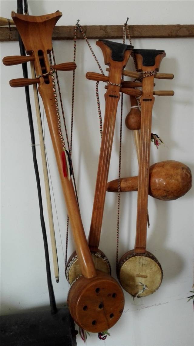第一次明白了傈僳拉祜和佤族通用的芦笙有啥区别,见识了没见过的乐器.