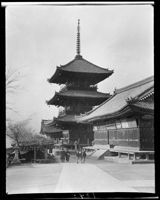 老照片:百年前日本京都的古刹,古色古香