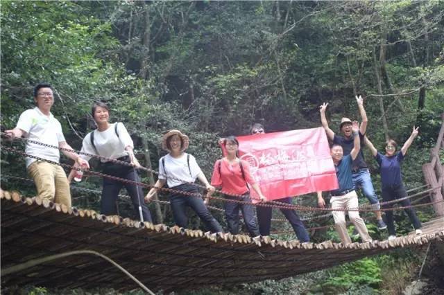 "天然氧吧"赣县宝莲山邀你们嗨一个不一样的周末.