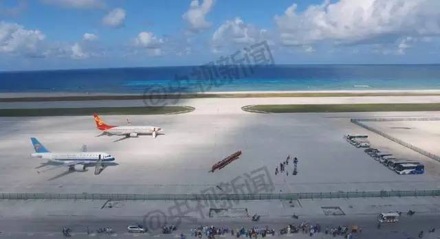 没错,就是 南沙群岛的永暑岛机场! 它是世界上最美的机场之一!