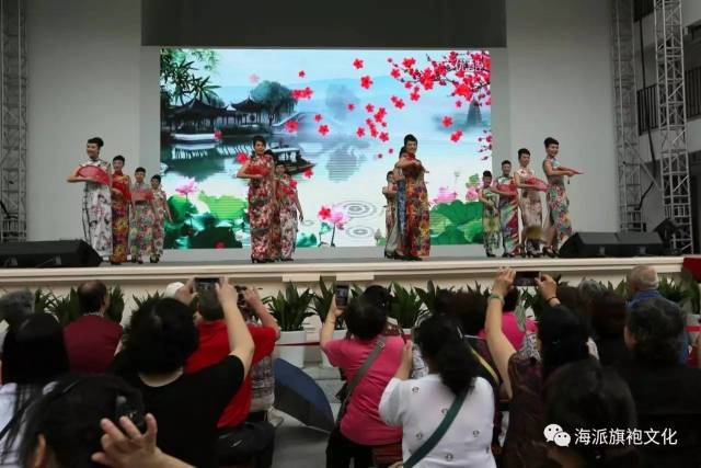 紫荆花园—华师大丽娃旗袍队领队:裴建华 指导老师:俞膺演员16人