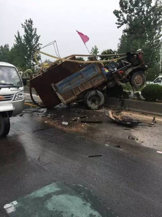 盐城某知名家具店老板遇车祸身亡,1个月前老板娘投河自杀!