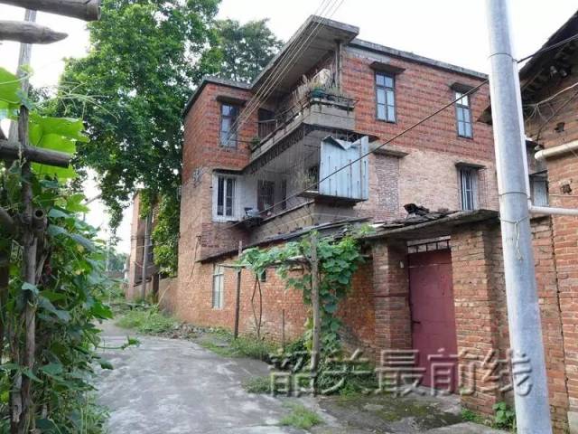 水轮机厂宿舍分为东区和西区,目前东区宿舍多为80年代末新建的楼房