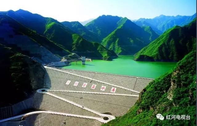 主要水源,以已建成的石头河水库为补充水源, 石砭峪水库作为备用水源