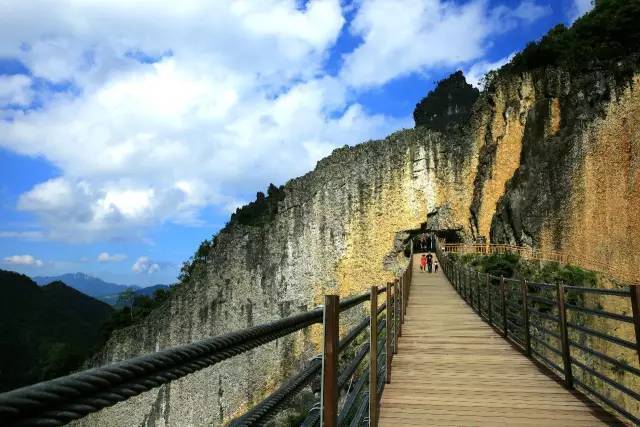 北渡鱼 涪陵 武陵山大裂谷又被称作重庆的"小普罗旺斯,山与山