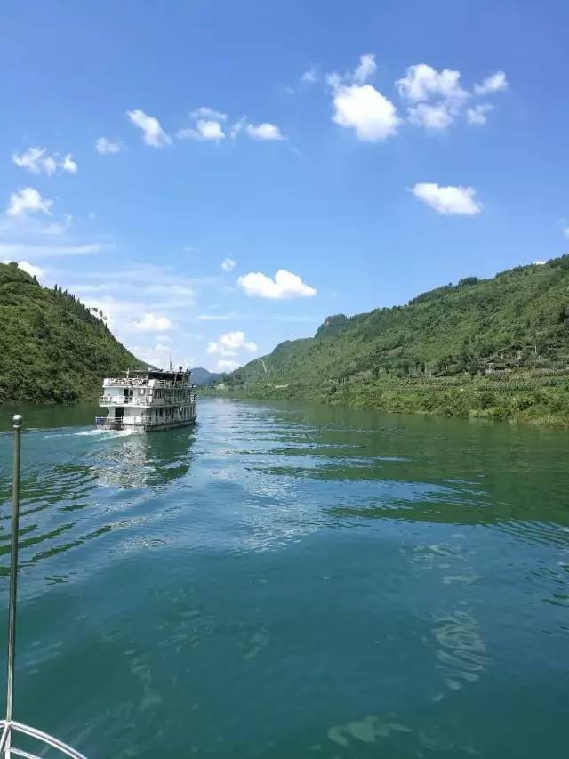 三星峰 楠木渡景区——三星峰,河风浩浩,流水汤汤,山怀农舍青峰翡