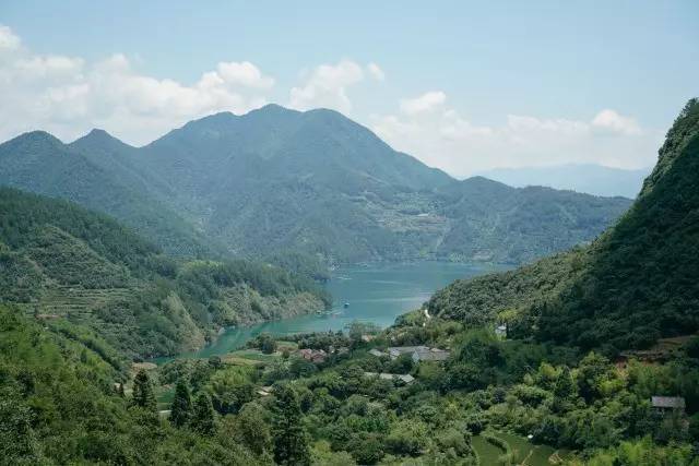 03. 乌溪江畔,群山环绕,躬耕书院全景