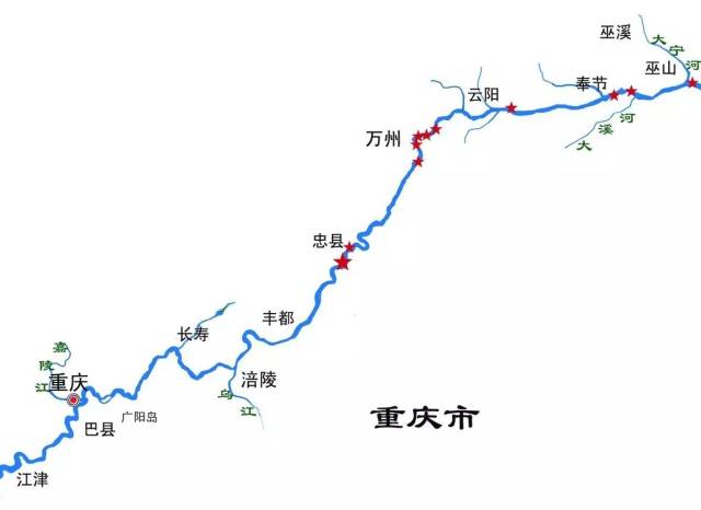 活动中,采访组通过图片,文字,直播等形式对长江上所有的大桥进行全景