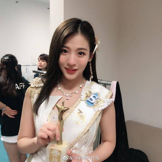 snh48孙芮悼念去世粉丝对不起没见你最后一面