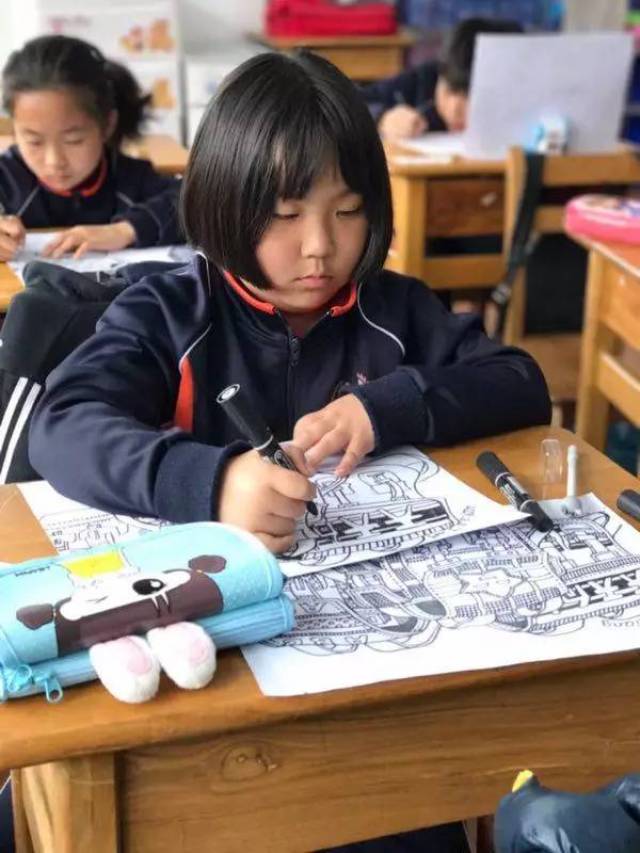 明星小学美术课作品精彩集锦