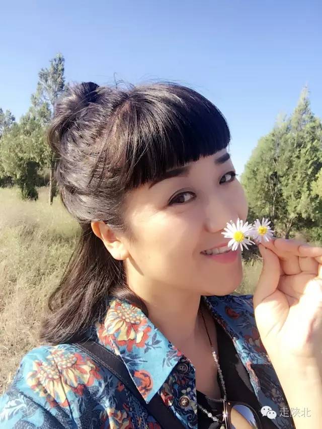 清涧歌手徐莉娜,找老汉就找唱民歌的,一首歌后评委都惊呆了!