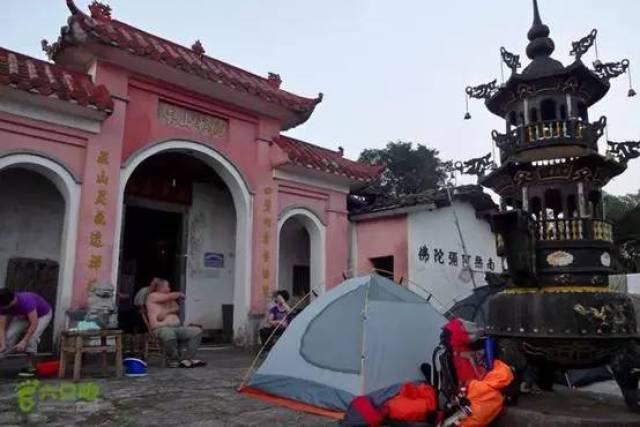 石巩寺全名石巩义泉古寺.