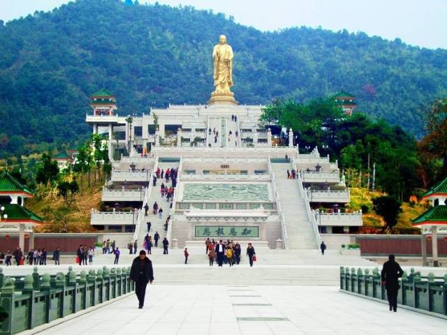 漳浦南溪,鹿江,云霄漳江,诏安东溪) 省级风景名胜区: (三平寺) (灵通