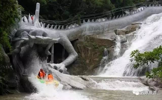 禅龙峡漂流