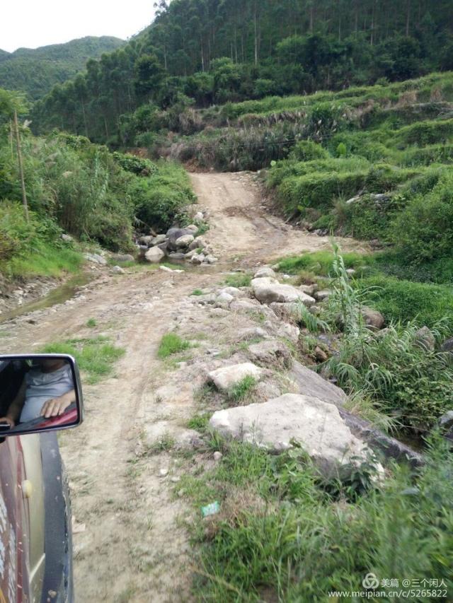 容县黎村 天马山峰 勾髻顶,风景如诗如画!