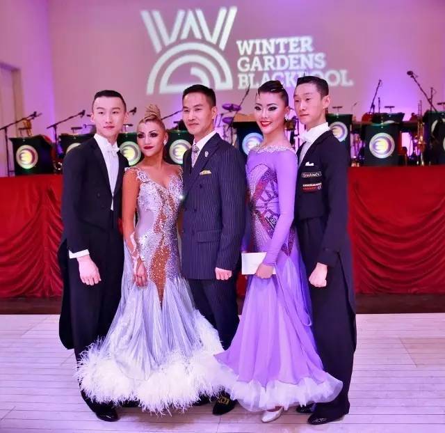 黑池舞蹈节中国选手璀璨释放,荣获摩登舞世界冠军!