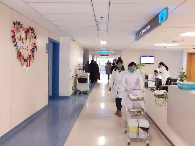 感染科病房护士站 开设专科    感染病科