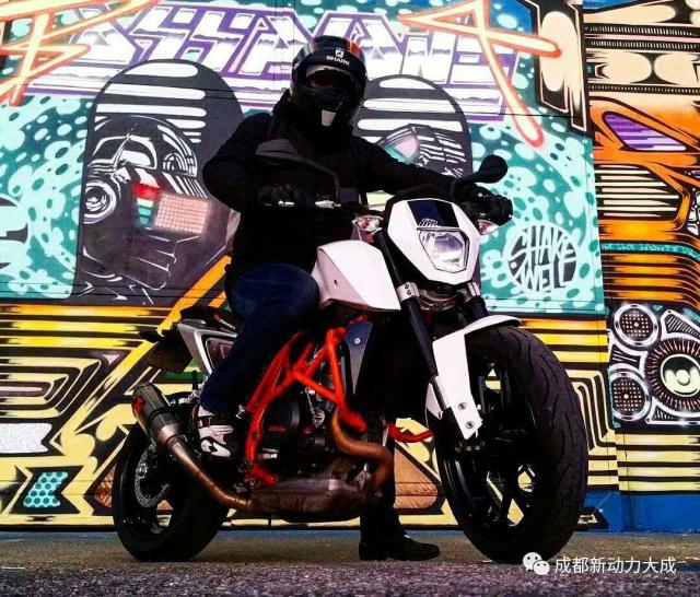 ktm 690 duke单缸的乐趣你不懂