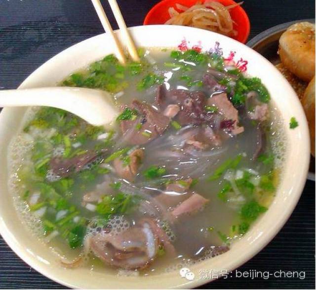 北京传统回民小吃--羊杂汤