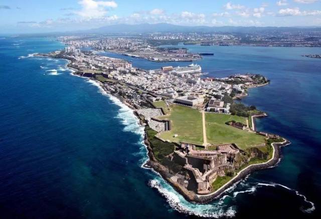 圣菲利佩海角城堡 castillo san cristóbal 电影里,西班牙人在海角