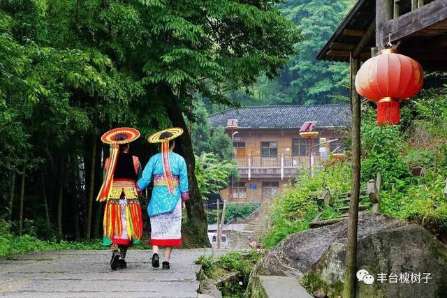 隆回花瑶------衣着鲜艳,身份模糊的少数民族部落