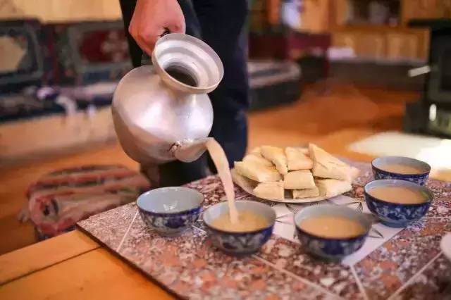 刚做好的酥油茶