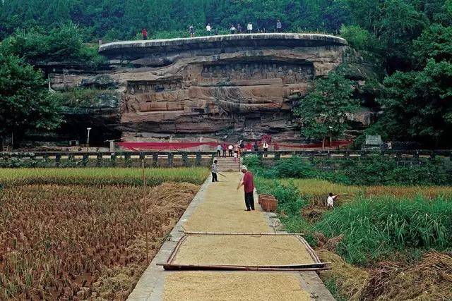 唐代摩崖石窟,2011.3,四川资中县重龙山