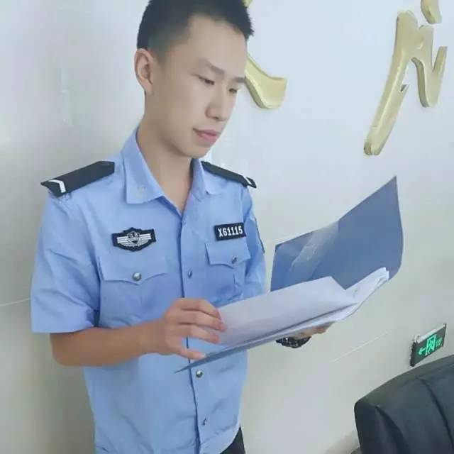 实习中,学警们遭遇了