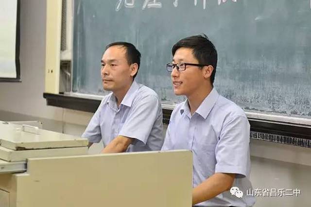 昌乐二中各学科组织开展学科核心素养研究答辩活动