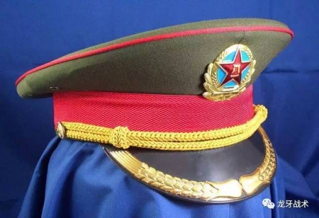 解放军这80年来更换的军帽:哪一款你最喜欢?