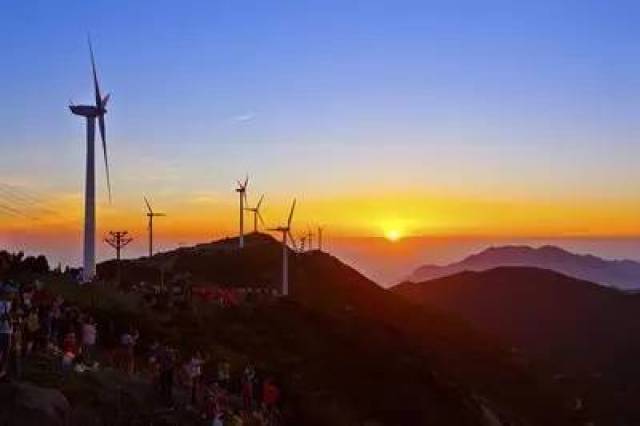 【风景线】7月29日黄石坦玩水 括苍山野餐露营观日出 白水洋摘水蜜桃