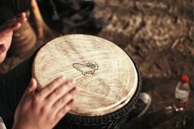 音乐分享会 丽江鼓的起源在非洲?它叫djembe