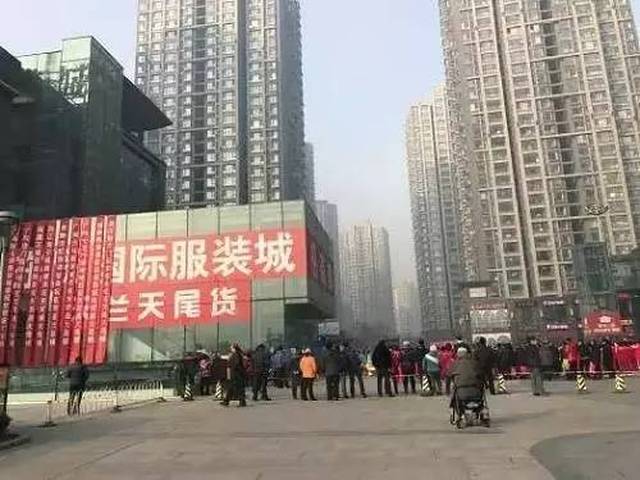 动批众合市场关停 东贸国际服装城承接动批打造转型样本