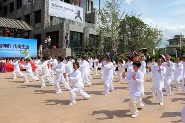 【太极传承】谁说太极拳不能配音乐,昔日的太极王子