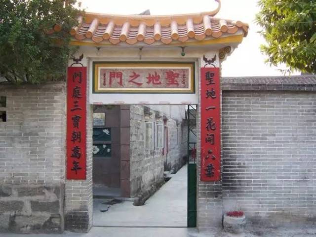 真可谓是万代香烟 景点,酒店推介 六祖故居 two 高僧六祖惠能的故里