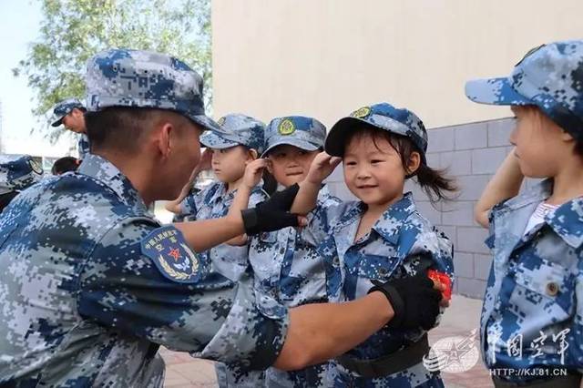 队列训练教案下载_一年级体育队列队形教案_小学体育队列队形教案