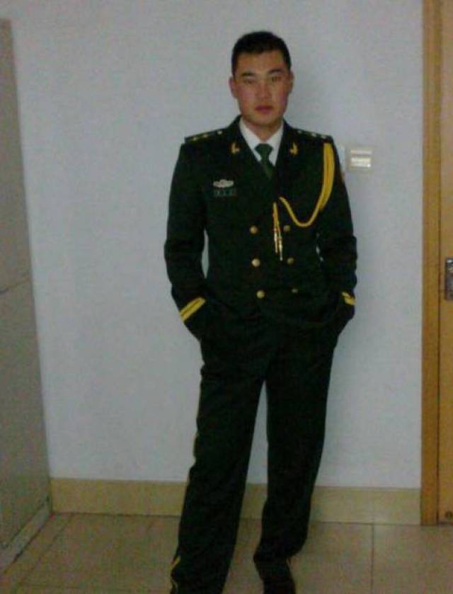 河南分公司柳林营业厅经理,2004年入伍,原济南军区71602部队74分队