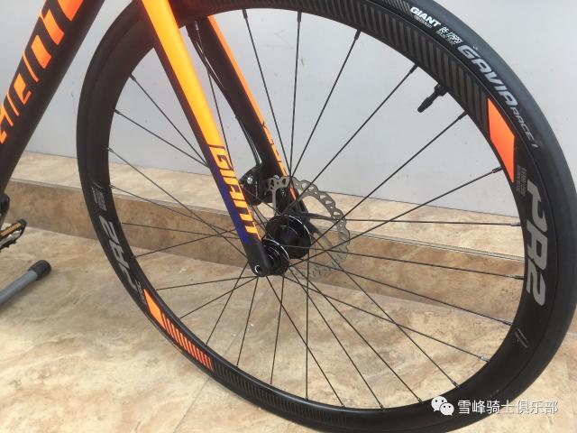 【台湾高端车开箱文】2018tcr adv 1 disc