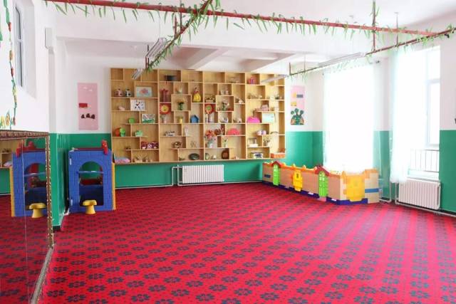 新疆分行支持和田802所农村双语幼儿园建设