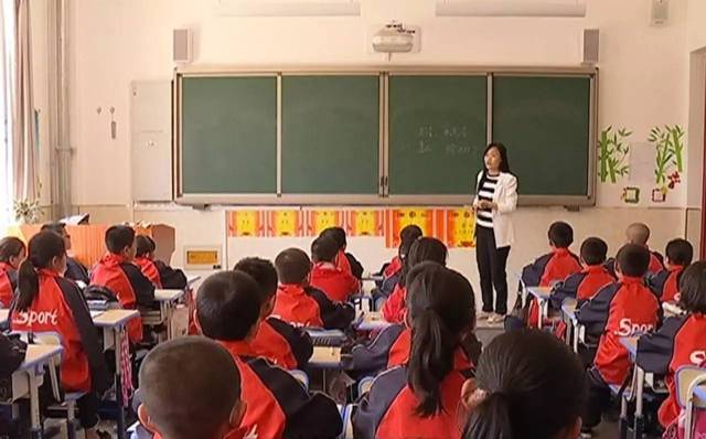 【专题】开启更加辉煌的明天——奋进中的泾川县第三小学