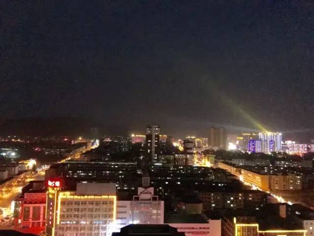 定西夜景 美呆了!