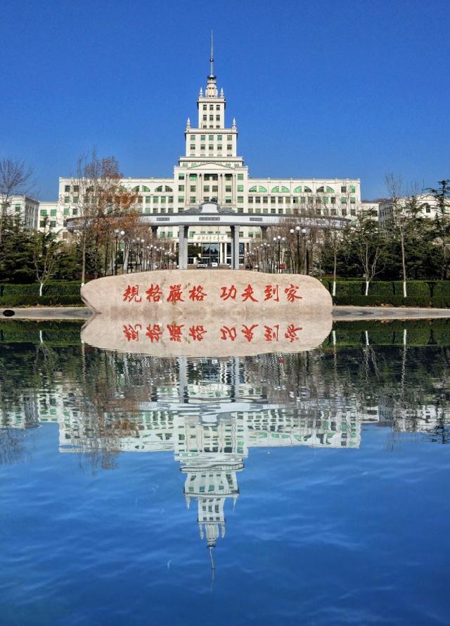 沉没百年的哈工大海底世界